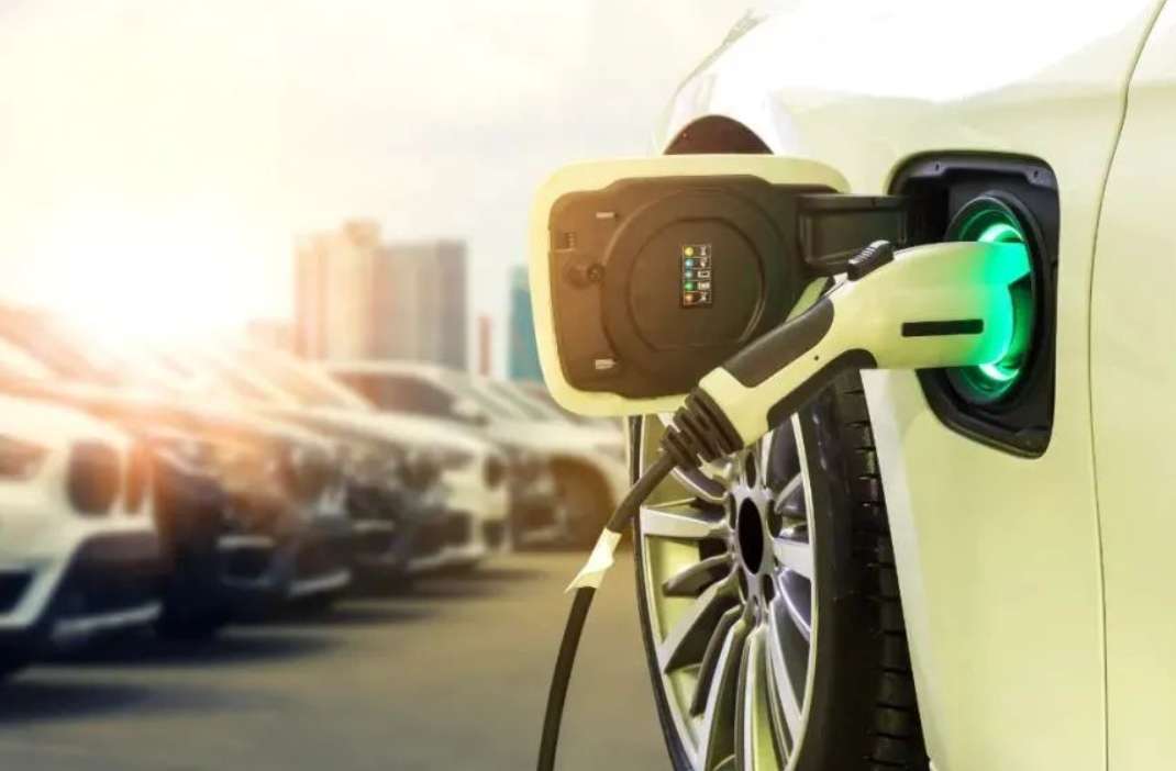 Another Car Manufacturer Joins the "Smart Driving" Race